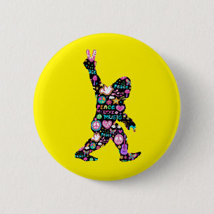 Badge Rond 5 Cm Peace Love Bigfoot Hippie Funny Bigfoot Lover