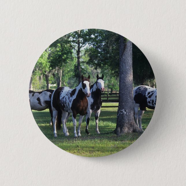 Badge Rond 5 Cm Peignez les chevaux dans les arbres (Devant)