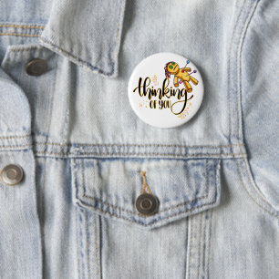 Badge Rond 5 Cm Penser à vous drôle Halloween Poupée vaudou