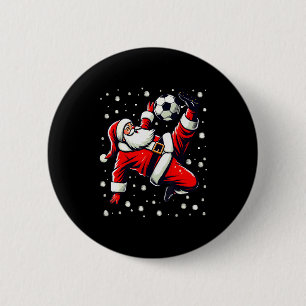 Badge Rond 5 Cm Père Noël joue au football coup de bicyclette, fem