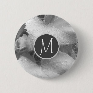 Badge Rond 5 Cm Photo en noir et blanc de Feuilles de raisin gris