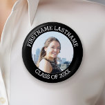 Badge Rond 5 Cm Photo simple avec nom et classe d'année<br><div class="desc">Ajoutez une photo,  un nom et une année de classe à cette photo design. Cela peut être utilisé pour n'importe quel diplômé ou réunion - lycée,  collège,  lycée,  sciences infirmières,  médecine ou même école de commerce.</div>