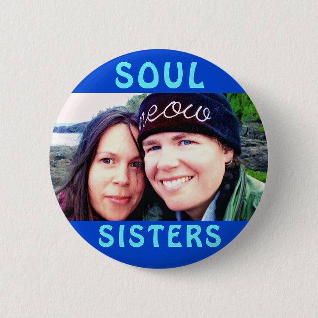 Badge Rond 5 Cm PIN d'ATTERRISSEUR des SOEURS 2SOUL (Devant)