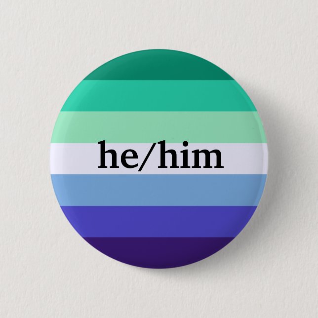 Badge Rond 5 Cm pin pronom Gay He/Him (Devant)