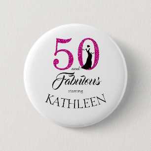 Badge Rond 5 Cm Pink 50 et fabuleux fête d'anniversaire Nom person