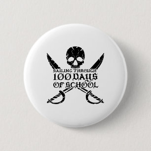 Badge Rond 5 Cm Pirate naviguant à travers 100 jours d'école garço