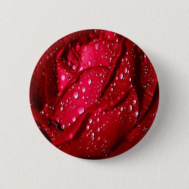 Badge Rond 5 Cm Rose rouge unique dans la pluie (Devant)
