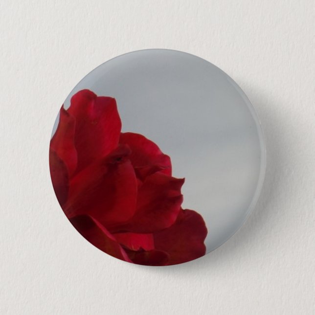 Badge Rond 5 Cm Roses rouges contre un ciel bleu vif (Devant)