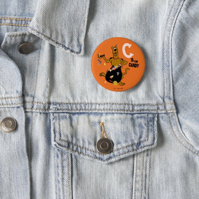 Badge Rond 5 Cm Scooby-Doo | C est pour Candy (En situation)