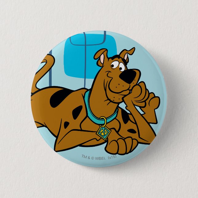 Badge Rond 5 Cm Scooby-Doo Carré Rétro Couché (Devant)