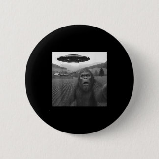 Badge Rond 5 Cm Selfie Bigfoot Avec Alien Ufo Dons Drôle Pour Les