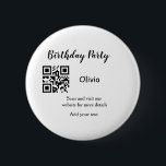 Badge Rond 5 Cm Simple site de fête d'anniversaire code-barres QR<br><div class="desc">Conçu pour les anniversaires</div>
