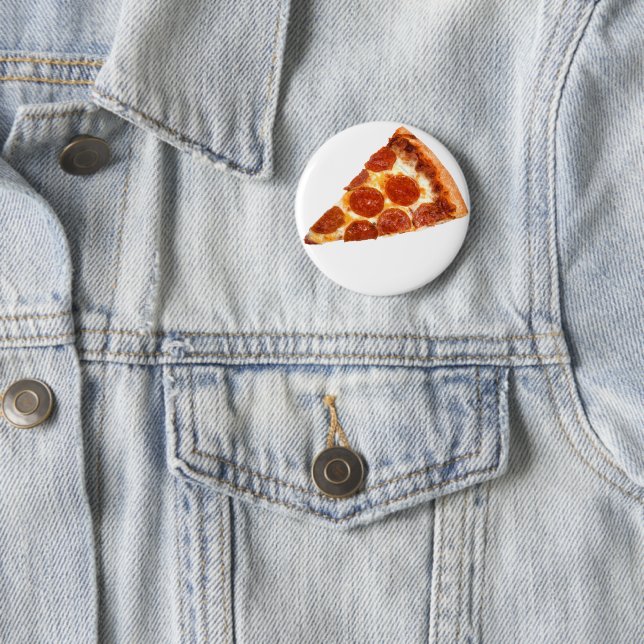Badge Rond 5 Cm SlipperyJoe's classique pepperoni pizza tranche fo (En situation)