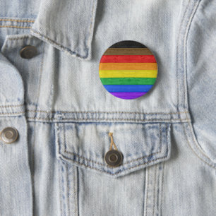 Badge Rond 5 Cm SlipperyJoe's inclusive gay pride drapeau en bois