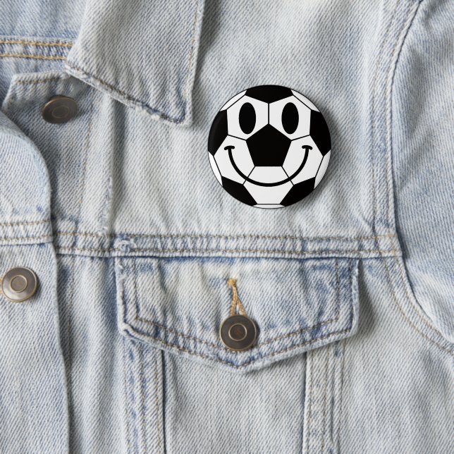 Badge Rond 5 Cm Soccer Ball Smile Face (En situation)