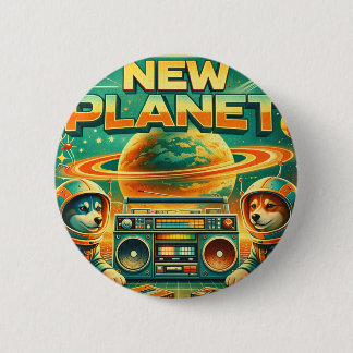 BADGE ROND 5 CM SPACE DOGS RADIO - NEW PLANET LOGO26