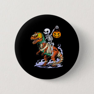 Badge Rond 5 Cm Squelette d'Halloween à cheval sur une momie T Rex
