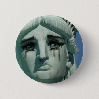 Badge Rond 5 Cm Statue de la liberté pleurante