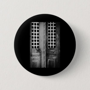 Badge Rond 5 Cm Sticker Vertical Vieux Porte Faro Noir Et Blanc