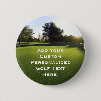 Badge Rond 5 Cm Terrain de golf vert à l'aube