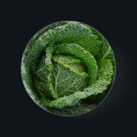 Badge Rond 5 Cm Tête de choux bio frais<br><div class="desc">Doté d'une tête verte et vibrante de chou biologique,  idéal pour tout végétalien ou amateur de légumes.</div>
