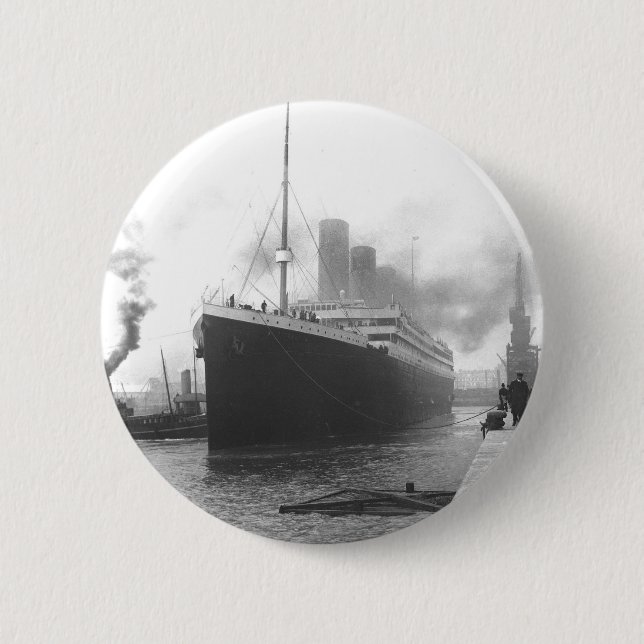 Badge Rond 5 Cm Titanic aux quais de Southampton (Devant)