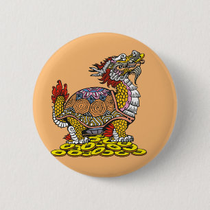 Badge Rond 5 Cm Tortue à tête de dragon assise sur beaucoup de p