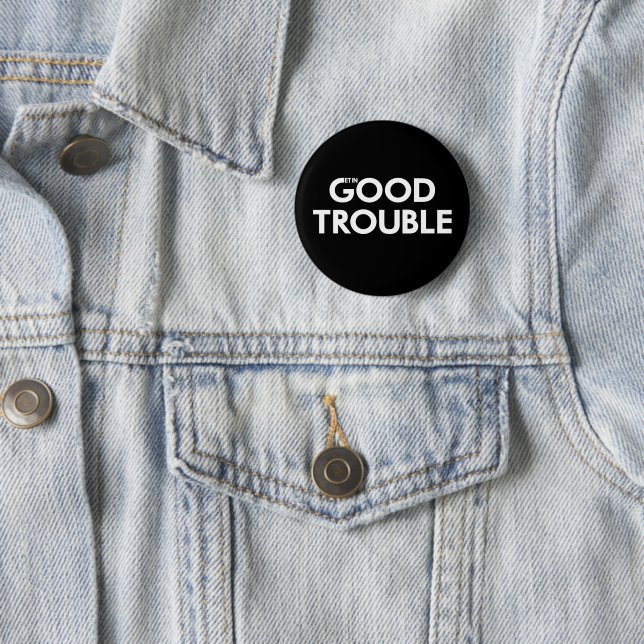 Badge Rond 5 Cm Trouble Nécessaire Trouble John Lewis (En situation)