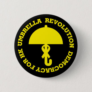 BADGE ROND 5 CM UMBRELLA REVOLUTION, DEMOCRACY FOR HK.