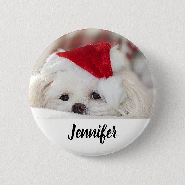 Badge Rond 5 Cm Un mignon chien blanc dans un Casquette de Noël ro (Devant)