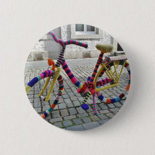 Badge Rond 5 Cm Vélo de camp amusant Vélos Couleurs arc-en-ciel aj