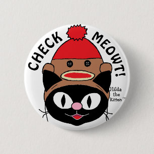 Badge Rond 5 Cm VÉRIFIEZ MIAOU! Chat de dessin animé noir avec un