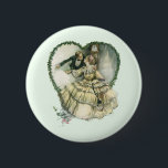 Badge Rond 5 Cm Vintage Harrison Fisher, Christmas Bride and Groom<br><div class="desc">Vintage illustration love and romance image by Harrison Fisher,  1908. A Victorian couple dressed in a tuxedo and wedding gown kissing on New Year's Eve at the stroke of midnight inside of a heart made of Christmas holly. The happy newlyweds kiss. Great image to use for a December wedding.</div>