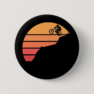 Badge Rond 5 Cm VTT dans le couloir