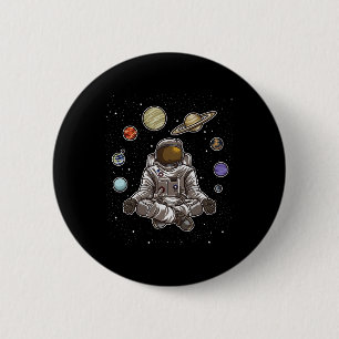 Badge Rond 5 Cm Yoga Astronaute Médite Dans L'Espace Et Ressent La