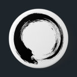 Badge Rond 7,6 Cm Cercle Zen Enso<br><div class="desc">Zen Spirit & Enso,  Zen Circles. Enso est un mot japonais signifiant "cercle" et un concept fortement associé au zen. Il symbolise l'Absolu,  l'illumination,  la force,  l'élégance,  l'Univers et le vide ; il peut aussi symboliser l'esthétique japonaise elle-même.</div>