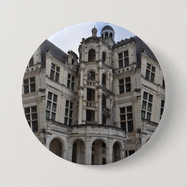 Badge Rond 7,6 Cm Chambord castle, staircase by Leonardo da Vinci. (Devant)