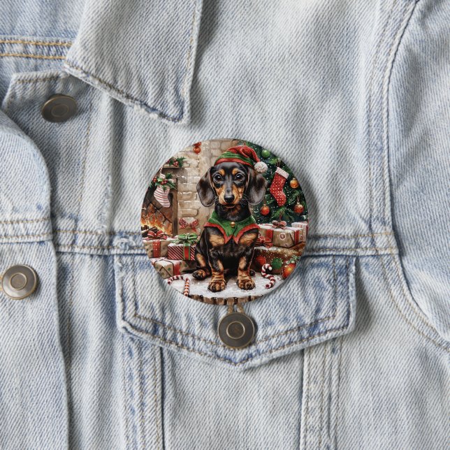 Badge Rond 7,6 Cm Chiens Lutin de Noël Teckel (En situation)