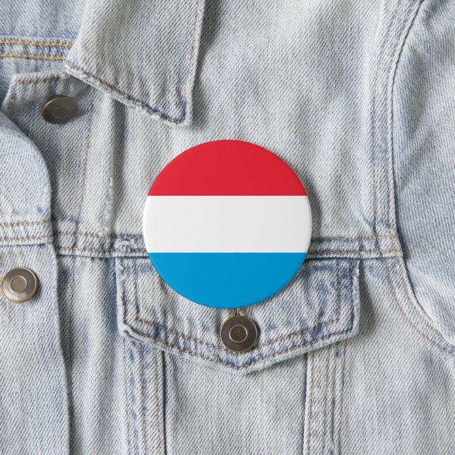 Badge Rond 7,6 Cm Drapeau du Luxembourg (En situation)