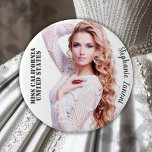Badge Rond 7,6 Cm Épingle du bouton de concours personnalisé - Chois<br><div class="desc">Fixez votre sash en style avec cette broche à bouton personnalisable pour les pageants. Ajoutez votre photo et votre nom pour créer l'épingle personnalisée ultime du concours pour les événements promotionnels. Choisissez parmi une variété de tailles et de formes pour en faire votre propre !</div>