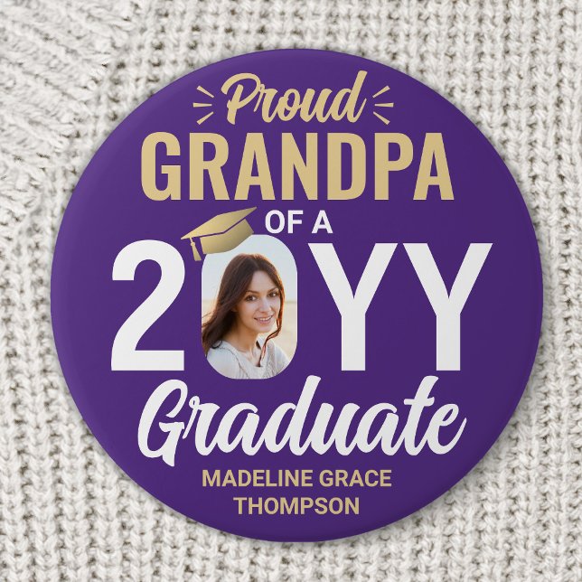 Badge Rond 7,6 Cm Graduate Photo Proud Grandpa Modern Purple & Gold (Créateur téléchargé)