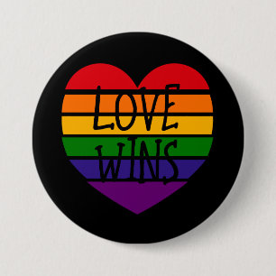Badge Rond 7,6 Cm L'amour gagne Rainbow Heart