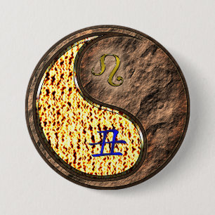 Badge Rond 7,6 Cm Lion & Boeuf de Terre
