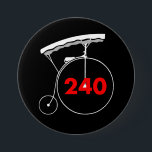 Badge Rond 7,6 Cm Observateur 240<br><div class="desc">Sait toujours où trouver ses moutons.</div>