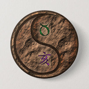 Badge Rond 7,6 Cm Taureau & Sanglier de terre