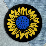 Badge Rond 7,6 Cm Ukraine Sunflower Solidarité ukrainienne<br><div class="desc">Tournesol ukrainien couleur drapeau ukrainien bleu et jaune / or pour montrer le soutien à la paix et la liberté ukrainiennes. DROIT D'AUTEUR © 2021 Judy Burrows,  Black Dog Art - Tous droits réservés. Ukraine Tournesol ukrainien bouton Solidarité ukrainienne</div>