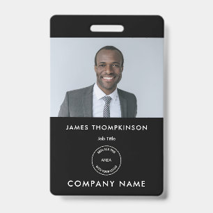 Badge Simple carte d'identité d'employé avec nom et logo