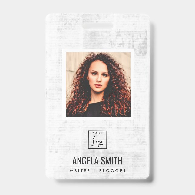 BADGE TEXTURE DE JOURNAL EMPLOYÉ PHOTO CODE-BARRES NOM (Avant)