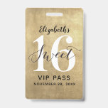 Badge VIP élégant or pour un 16ème anniversaire do<br><div class="desc">Une façon astucieuse d'inviter vos invités à votre fête d'anniversaire pour vos 16 ans. Ces invitations personnalisées en forme de badge VIP "sweet 16" en or sont sûres d'impressionner vos invités. Le design présente un effet de feuille d'or avec une police de caractères moderne manuscrite. Personnalisez facilement le verso de...</div>