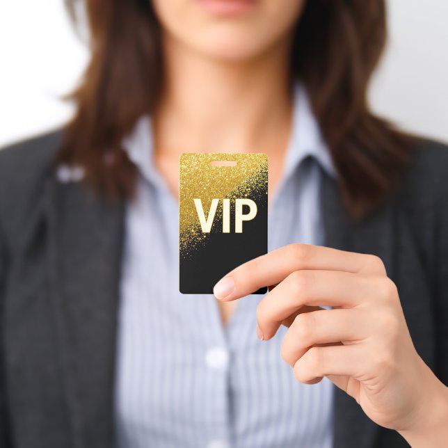 Badge VIP Or Noir Élégant (Présenté)